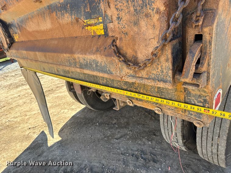 image for item EM8176 2004 Ford F650 Super Duty XL dump truck