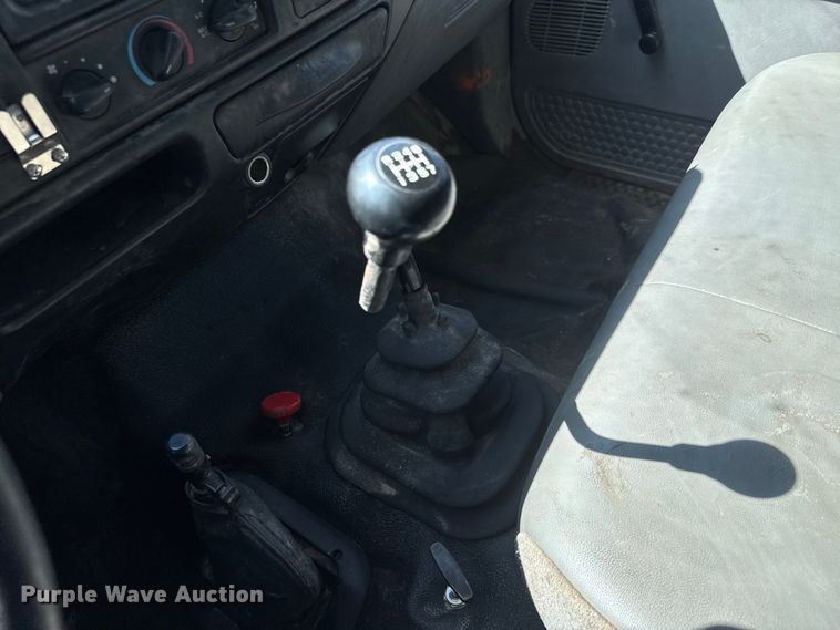 image for item EM8176 2004 Ford F650 Super Duty XL dump truck