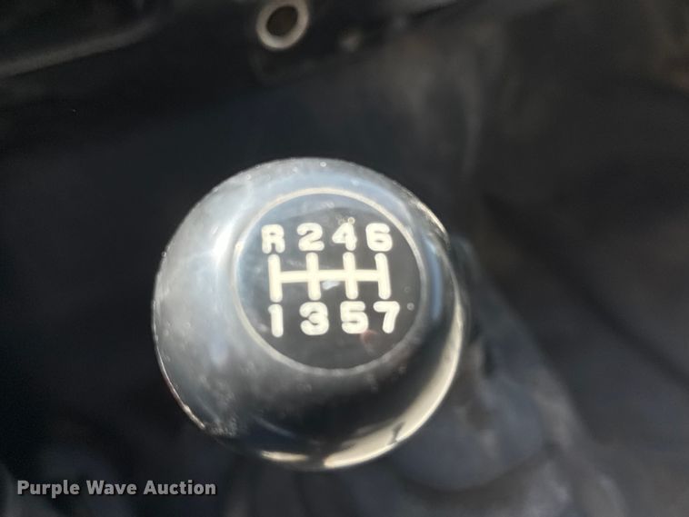 image for item EM8176 2004 Ford F650 Super Duty XL dump truck