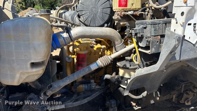 image for item EM8176 2004 Ford F650 Super Duty XL dump truck