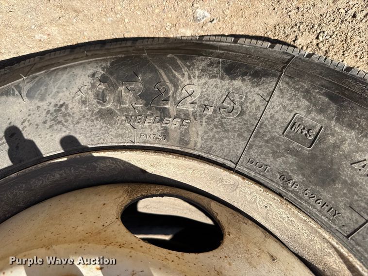 image for item EM8176 2004 Ford F650 Super Duty XL dump truck