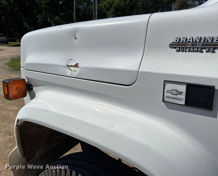 image for item EM8177 1986 Chevrolet C70 truck cab and chassis