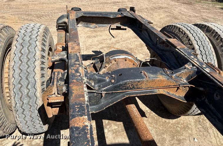 image for item EM8177 1986 Chevrolet C70 truck cab and chassis