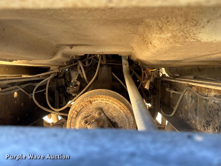 image for item EM8177 1986 Chevrolet C70 truck cab and chassis