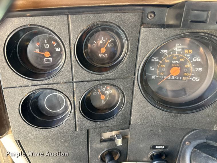 image for item EM8177 1986 Chevrolet C70 truck cab and chassis