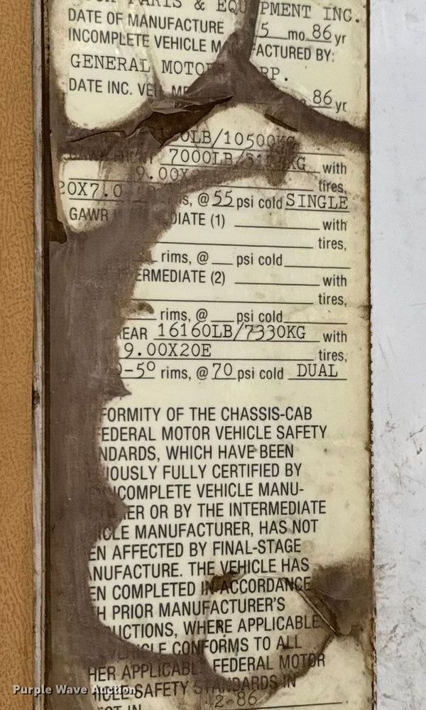 image for item EM8177 1986 Chevrolet C70 truck cab and chassis