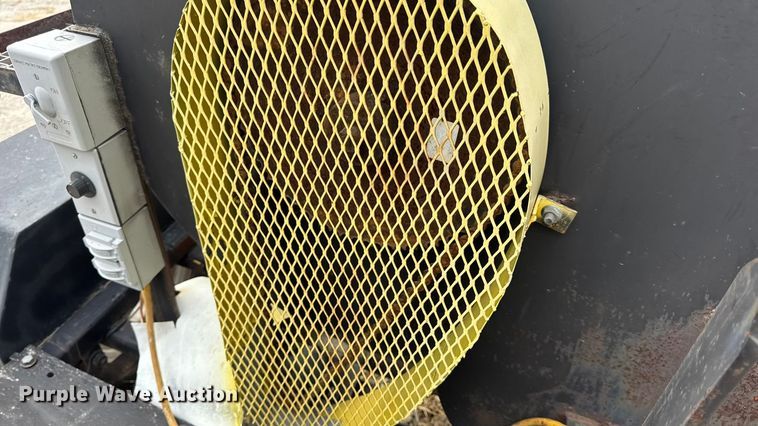 image for item EN0532 Smoker trailer