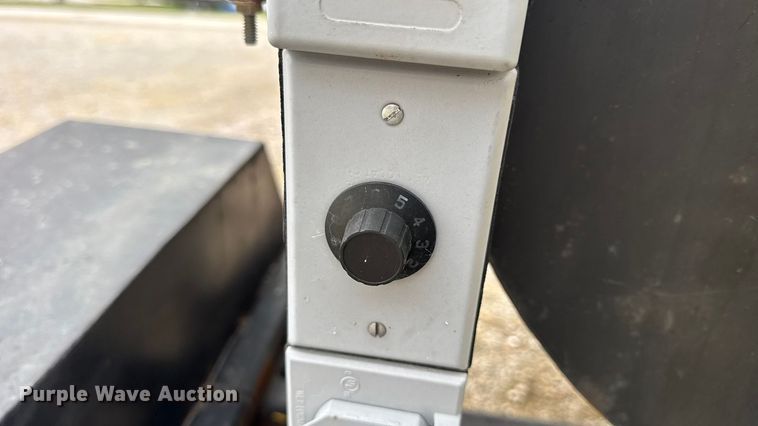 image for item EN0532 Smoker trailer