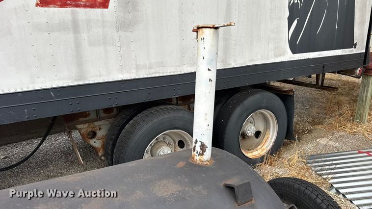 image for item EN0532 Smoker trailer