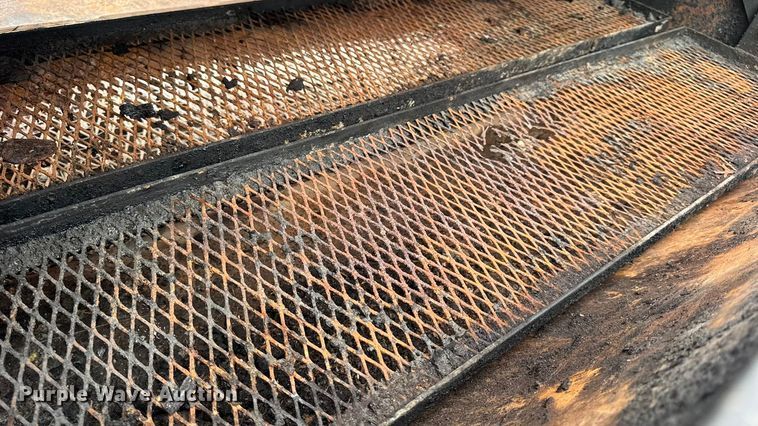 image for item EN0532 Smoker trailer