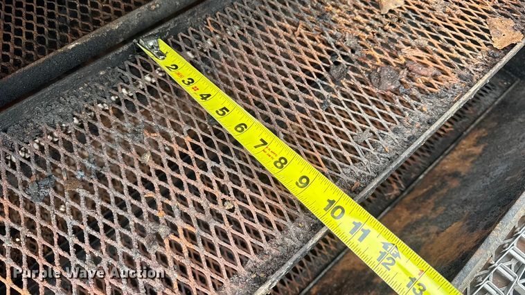 image for item EN0532 Smoker trailer