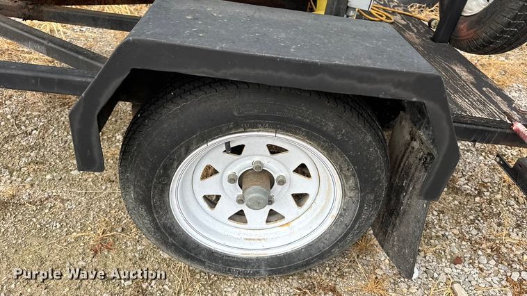 image for item EN0532 Smoker trailer