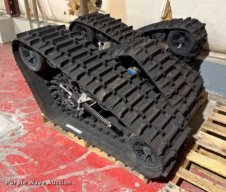 image for item EN0536 Tires and tracks