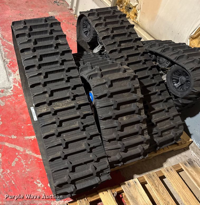 image for item EN0536 Tires and tracks