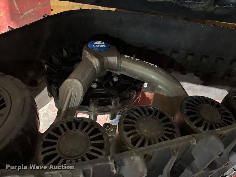 image for item EN0536 Tires and tracks