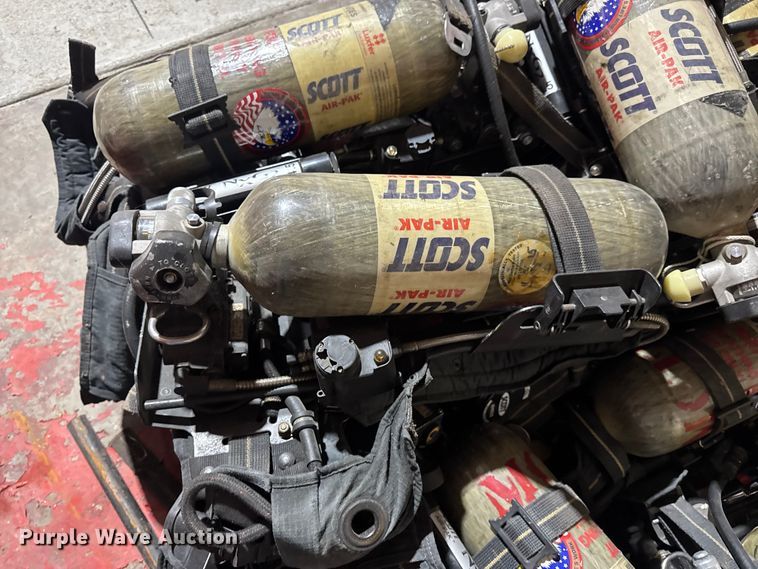 image for item EN0537 Emergency response equipment