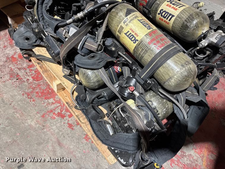 image for item EN0537 Emergency response equipment