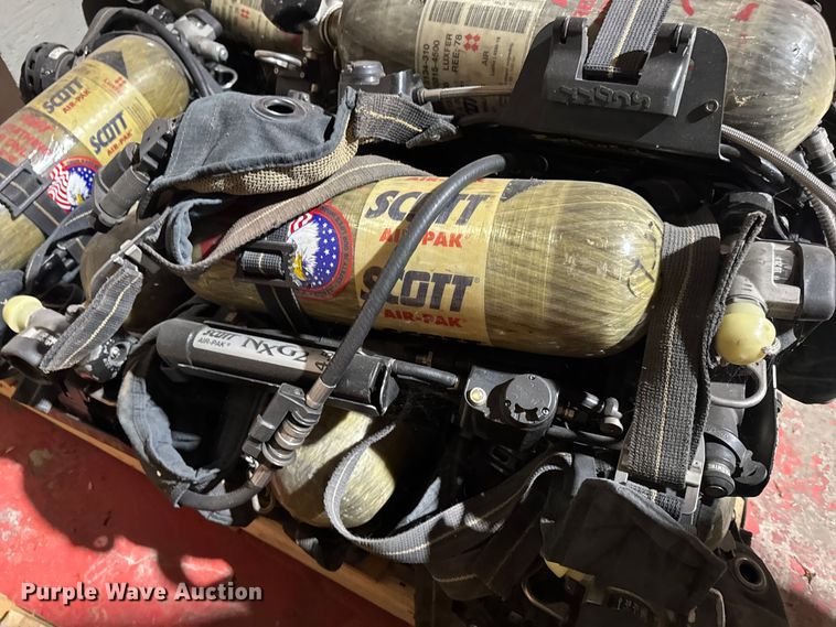 image for item EN0537 Emergency response equipment