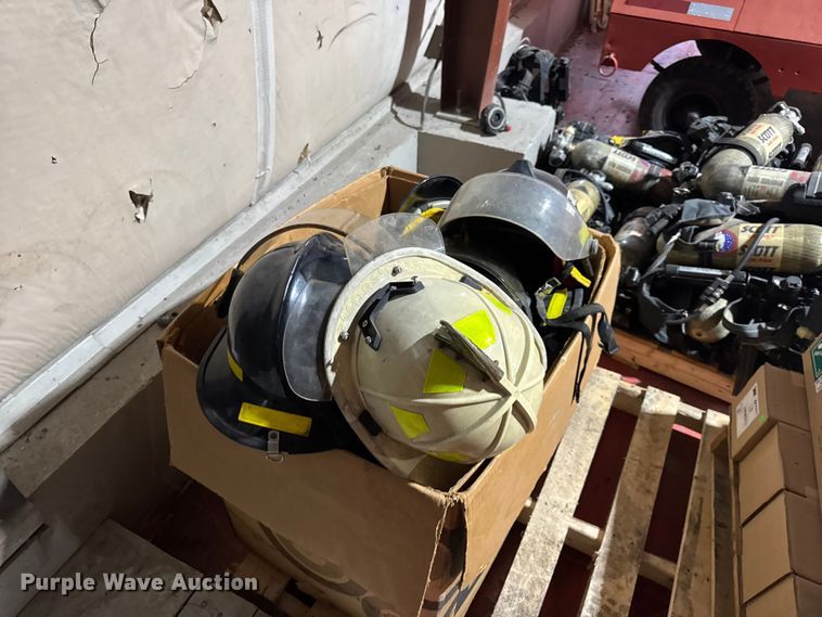 image for item EN0537 Emergency response equipment