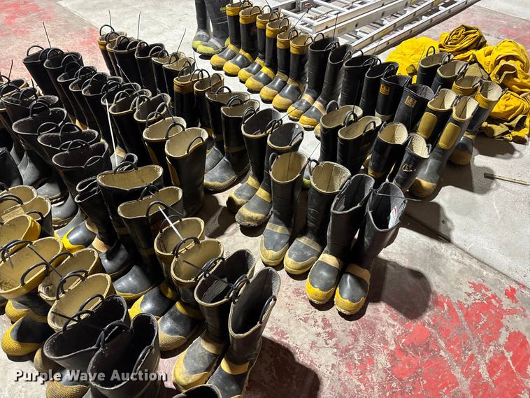 image for item EN0537 Emergency response equipment