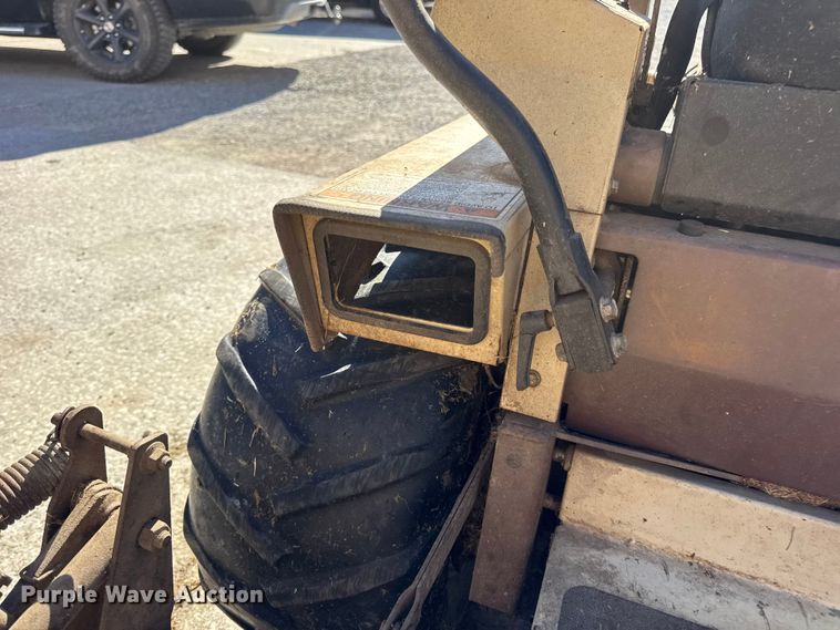 image for item EN0568 Grasshopper 723K ZTR lawn mower