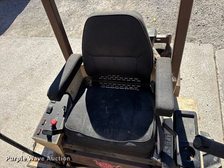 image for item EN0568 Grasshopper 723K ZTR lawn mower