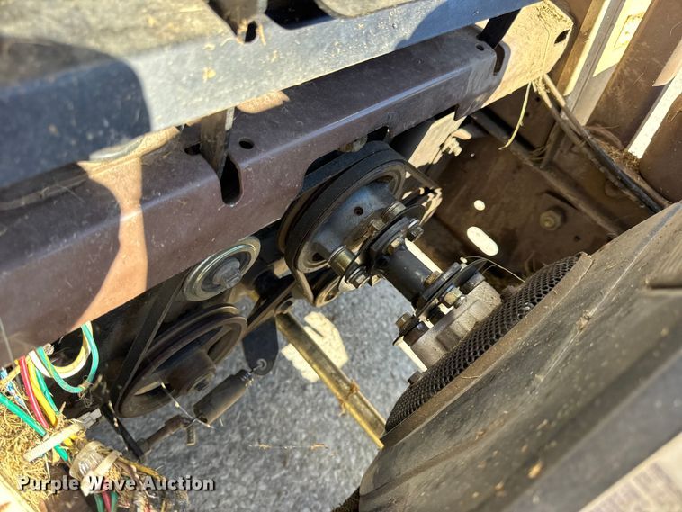 image for item EN0568 Grasshopper 723K ZTR lawn mower