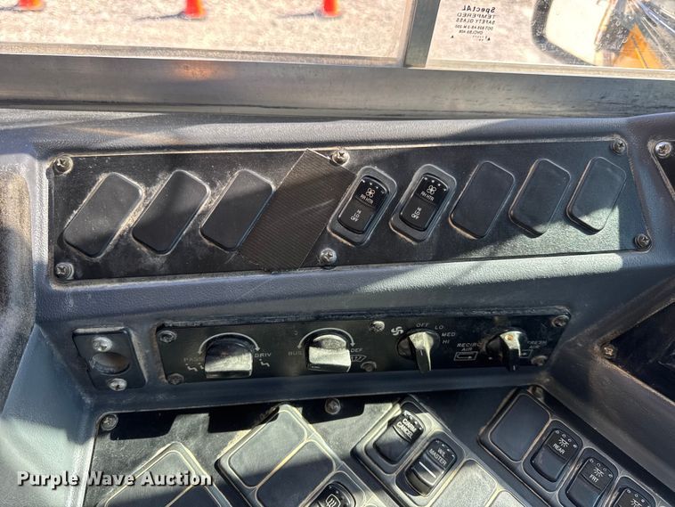 image for item EN0570 2013 Blue Bird Vision school bus