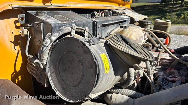 image for item EN0570 2013 Blue Bird Vision school bus