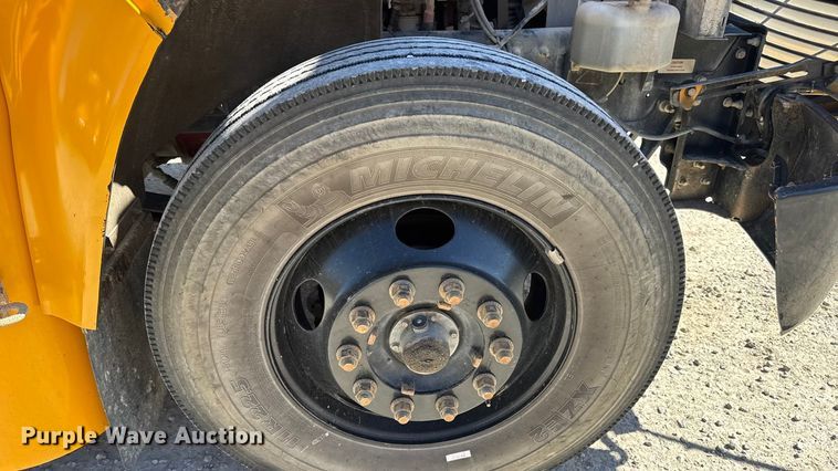 image for item EN0570 2013 Blue Bird Vision school bus