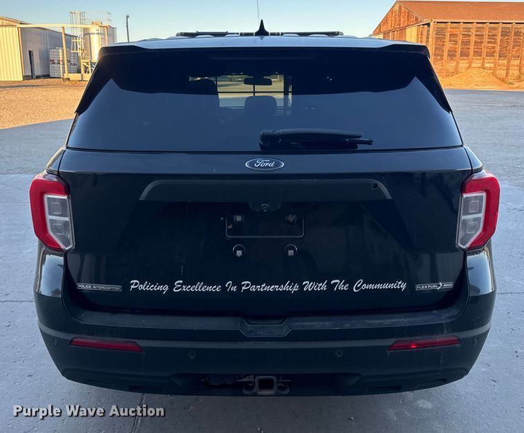 image for item EN0572 2020 Ford Explorer Police Interceptor SUV