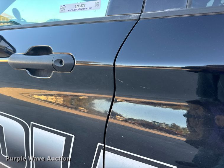 image for item EN0572 2020 Ford Explorer Police Interceptor SUV