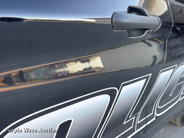 image for item EN0572 2020 Ford Explorer Police Interceptor SUV