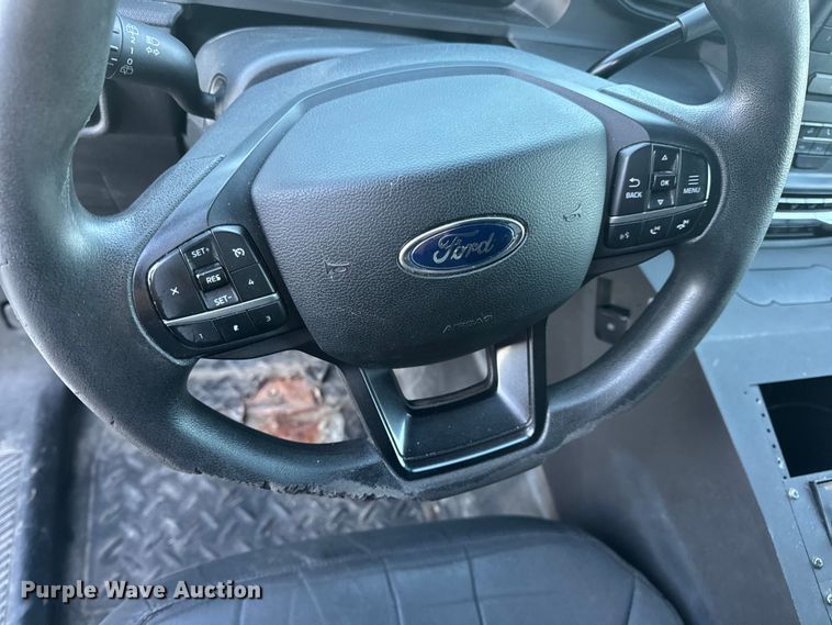 image for item EN0572 2020 Ford Explorer Police Interceptor SUV