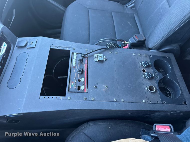 image for item EN0572 2020 Ford Explorer Police Interceptor SUV