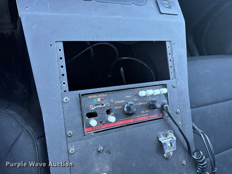 image for item EN0572 2020 Ford Explorer Police Interceptor SUV