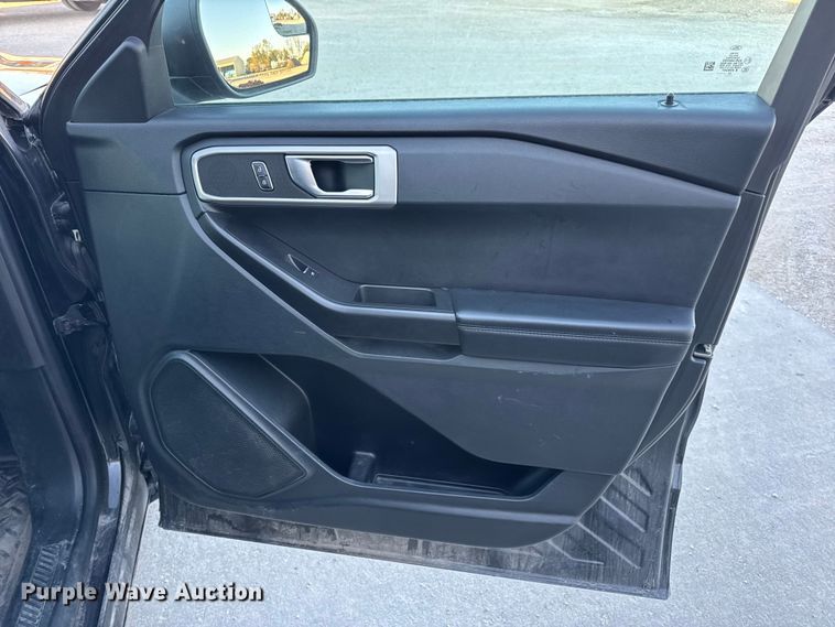 image for item EN0572 2020 Ford Explorer Police Interceptor SUV