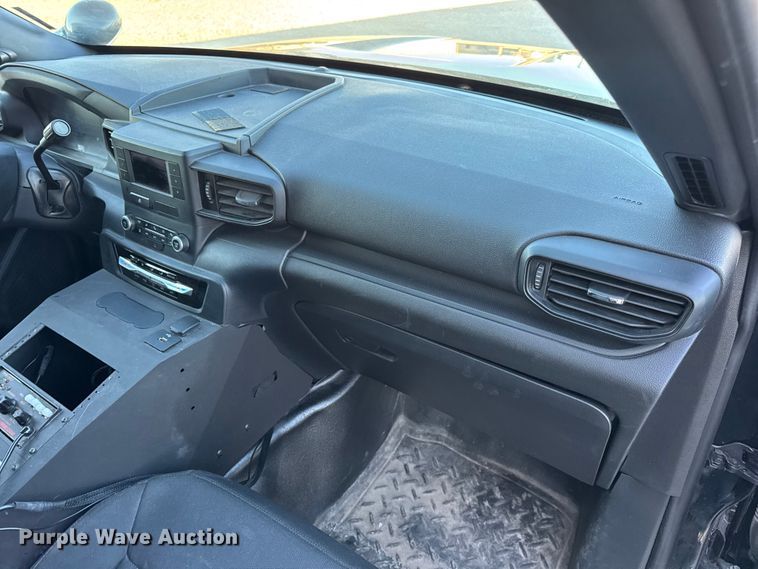 image for item EN0572 2020 Ford Explorer Police Interceptor SUV