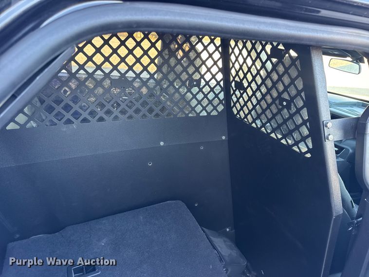 image for item EN0572 2020 Ford Explorer Police Interceptor SUV