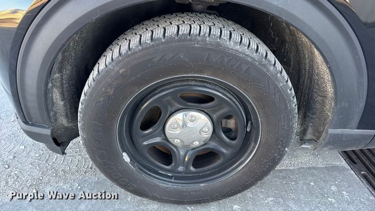 image for item EN0572 2020 Ford Explorer Police Interceptor SUV