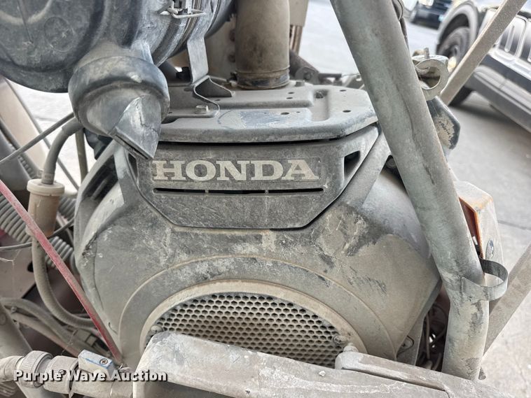 image for item EN0573 Husqvarna FS520 concrete saw