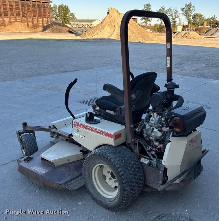 image for item EN0574 Grasshopper 335 ZTR lawn mower