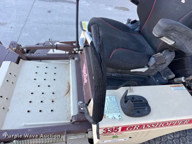 image for item EN0574 Grasshopper 335 ZTR lawn mower