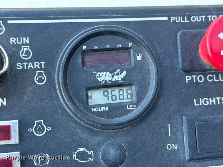 image for item EN0574 Grasshopper 335 ZTR lawn mower