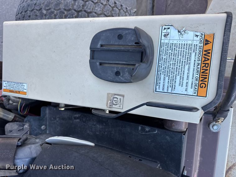 image for item EN0574 Grasshopper 335 ZTR lawn mower