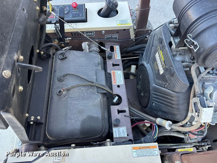 image for item EN0574 Grasshopper 335 ZTR lawn mower