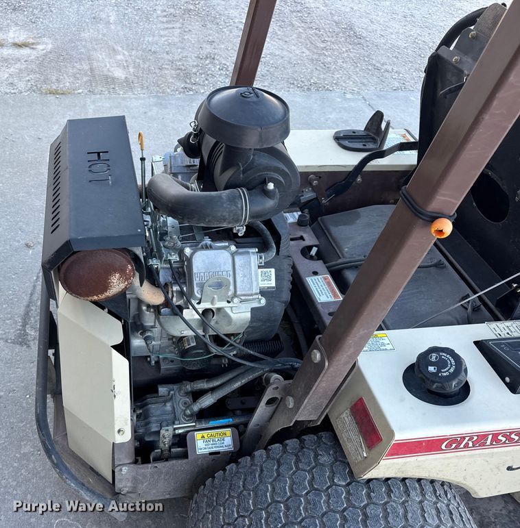 image for item EN0574 Grasshopper 335 ZTR lawn mower