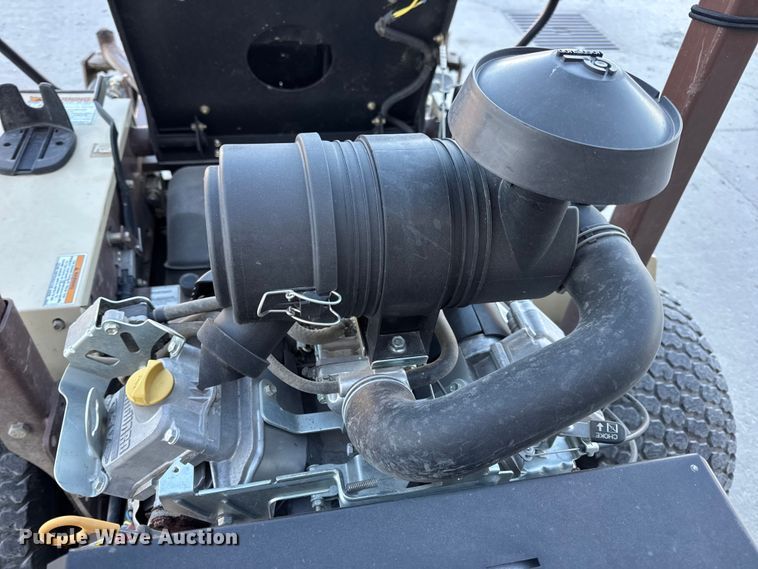 image for item EN0574 Grasshopper 335 ZTR lawn mower