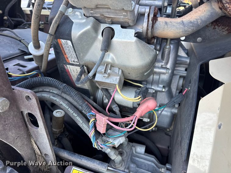 image for item EN0574 Grasshopper 335 ZTR lawn mower