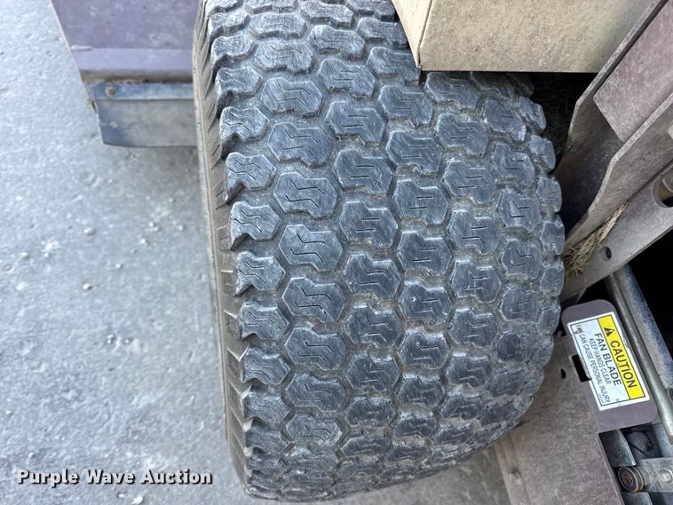 image for item EN0574 Grasshopper 335 ZTR lawn mower